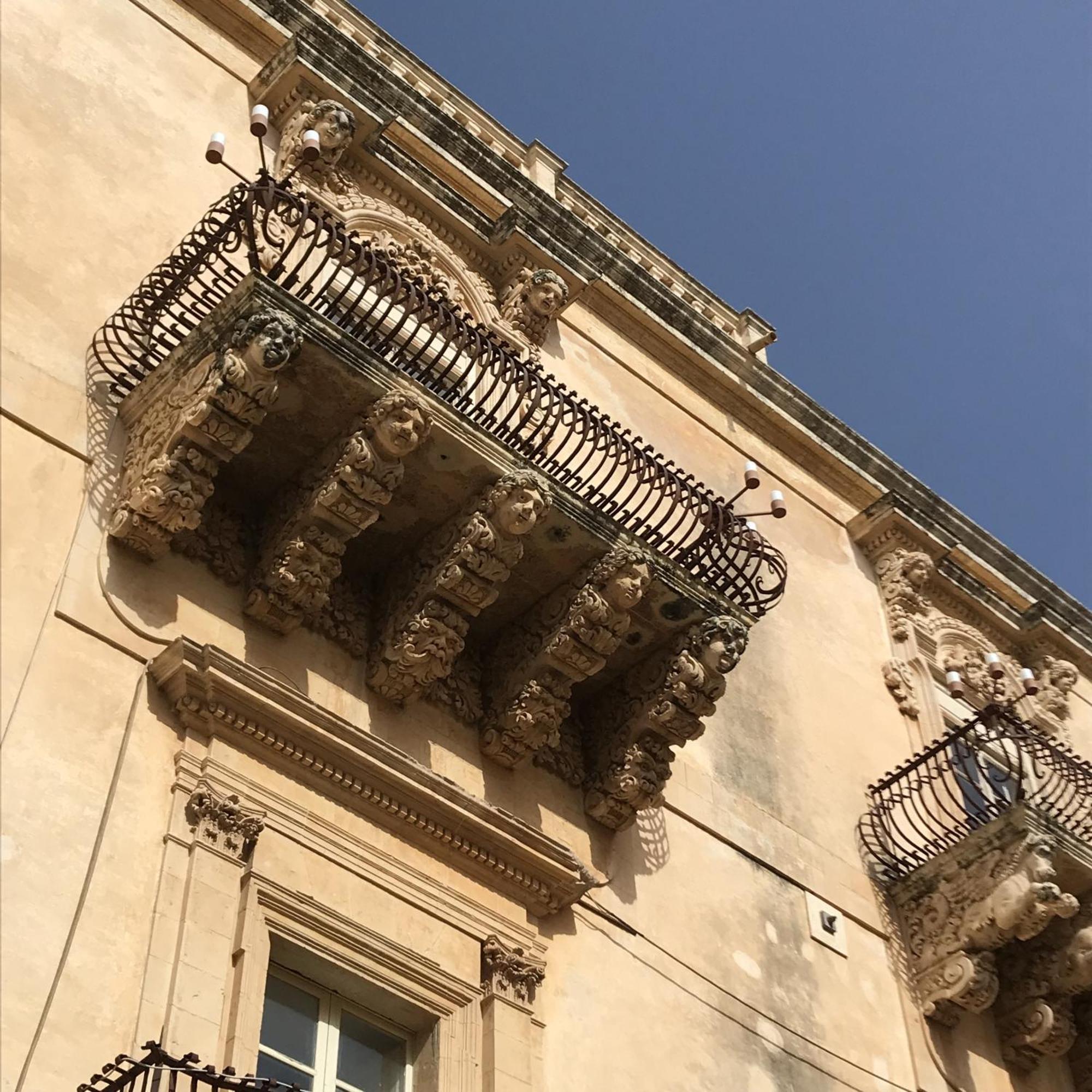 Casapiuholidaysicilia-Adults Only โนโต ภายนอก รูปภาพ